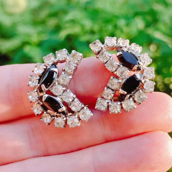 VTG Mid Century Clip On Earrings Rhinestone Crescent Silver Tone 1950s 1960s - Picture 2 of 12